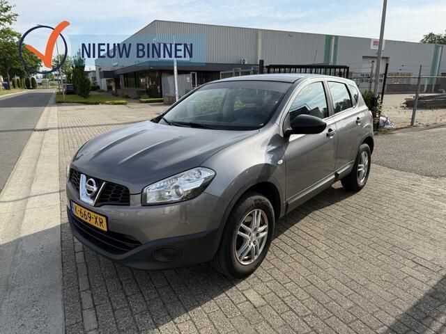 Grijs Gebruikt 2012 Nissan Qashqai Visia SUV | € 6.990 (Eerlijke prijs) - Afbeelding 1/4