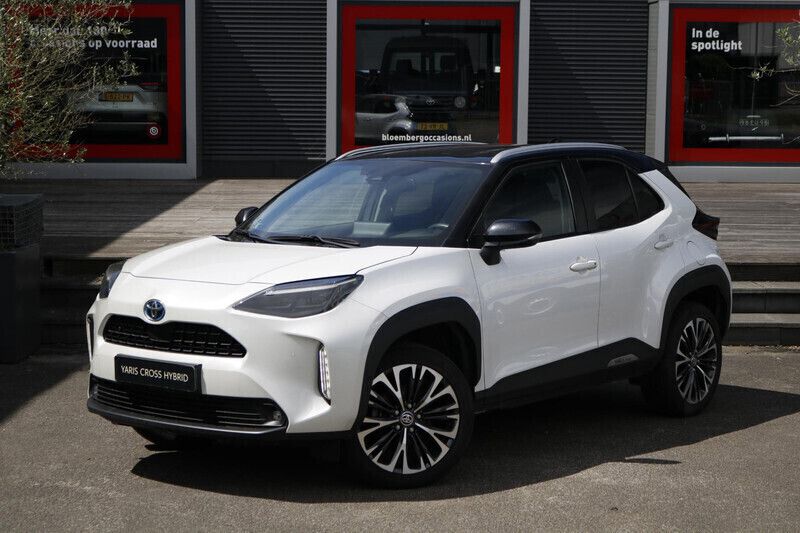 Gebruikt 2022 Toyota Yaris Hybrid Executive | € 27.749 (Eerlijke prijs) - Afbeelding 1/1