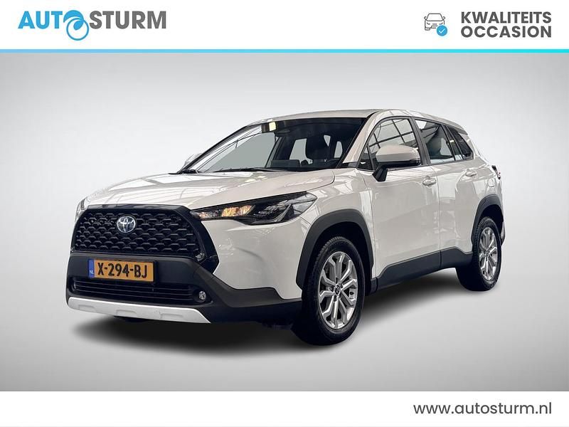 Wit Occasion 2023 Toyota Corolla Cross Active SUV | € 32.739 (Goede deal) - Afbeelding 1/4