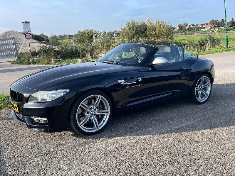 Zwart (metallic) Gebruikt 2014 BMW Z4 Executive Cabriolet | € 34.950 - Afbeelding 1/4