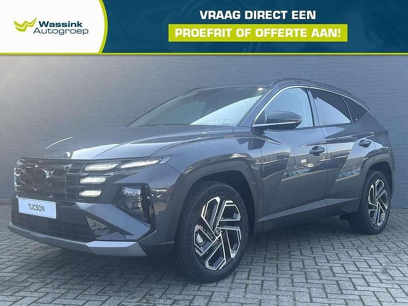 Grijs, metallic lak Nieuw 2025 Hyundai Tucson Premium SUV | € 46.857 (Iets duurder) - Afbeelding 1/4