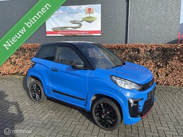 Occasion Ligier JS60 2024 Blauw Hatchback