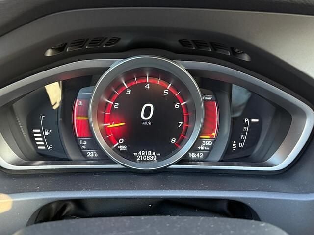 Occasion Volvo V40 Summum 245 PK (180 kW) 2015 Bruin Hatchback