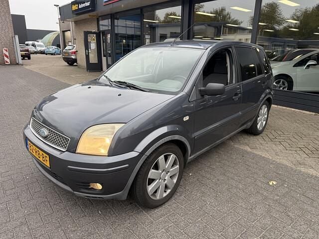 Grijs Gebruikt 2005 Ford Fusion Futura MPV | € 1.250 (Super prijs) - Afbeelding 1/4