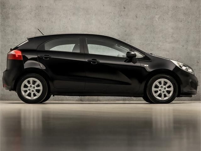 Occasion Kia Rio Comfort 86 PK (63 kW) 2014 Zwart Hatchback
