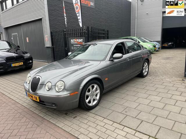 Grijs Gebruikt 2004 Jaguar S-Type Executive Sedan | € 2.999 (Eerlijke prijs) - Afbeelding 1/4