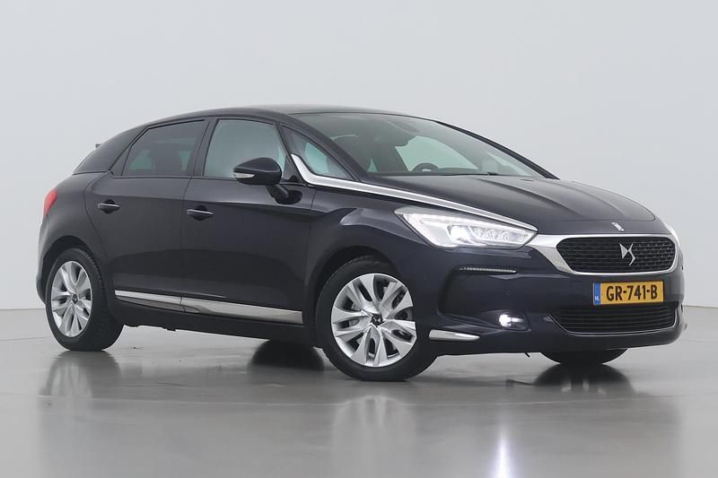 Blauw Occasion 2015 DS Automobiles DS5 Business Hatchback | € 8.700 - Afbeelding 1/1