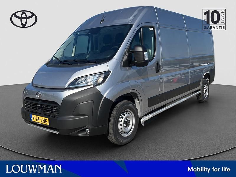 Grijs Occasion 2025 Toyota Proace MPV | € 54.945 - Afbeelding 1/3