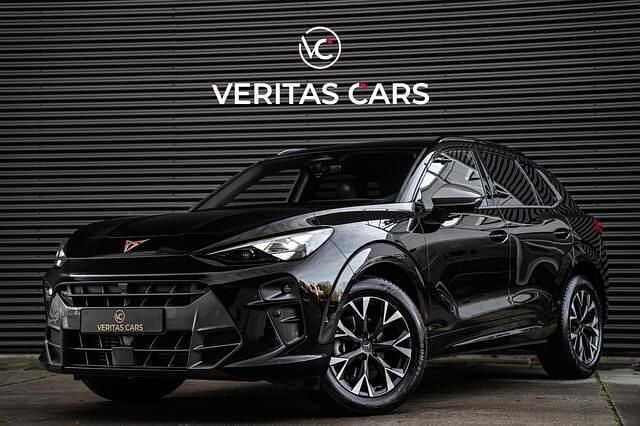 Zwart (metallic) Occasion 2025 Cupra Terramar SUV | € 42.950 (Goede deal) - Afbeelding 1/4