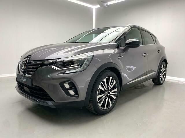 Grijs Gebruikt 2020 Renault Captur Initiale SUV | € 25.950 - Afbeelding 1/4