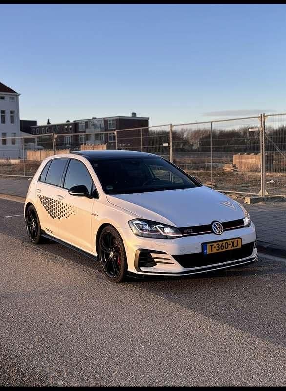 Wit Gebruikt 2019 VW Golf VII GTI Stationwagen | € 27.500 (Super prijs) - Afbeelding 1/4