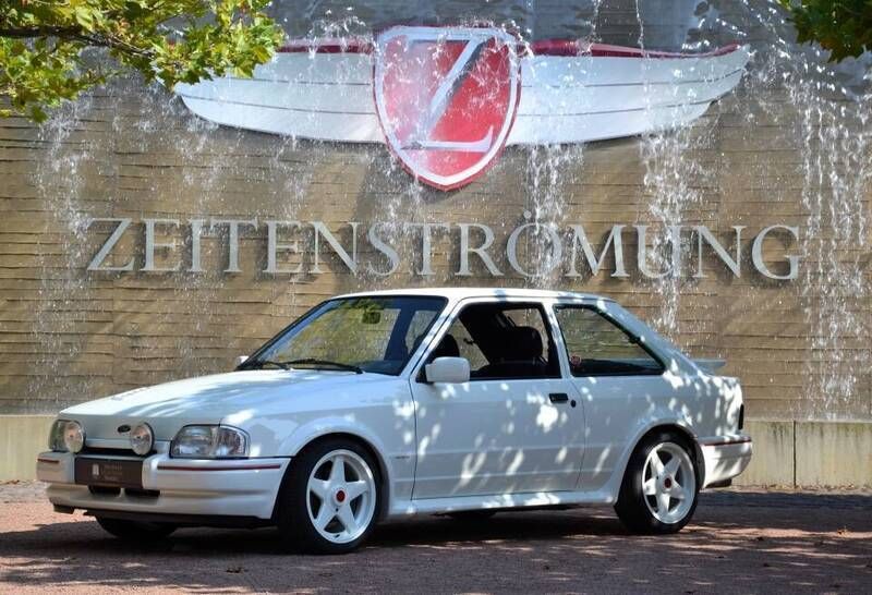 Witdiamant white Gebruikt 1988 Ford Escort RS Sedan | € 33.500 - Afbeelding 1/4
