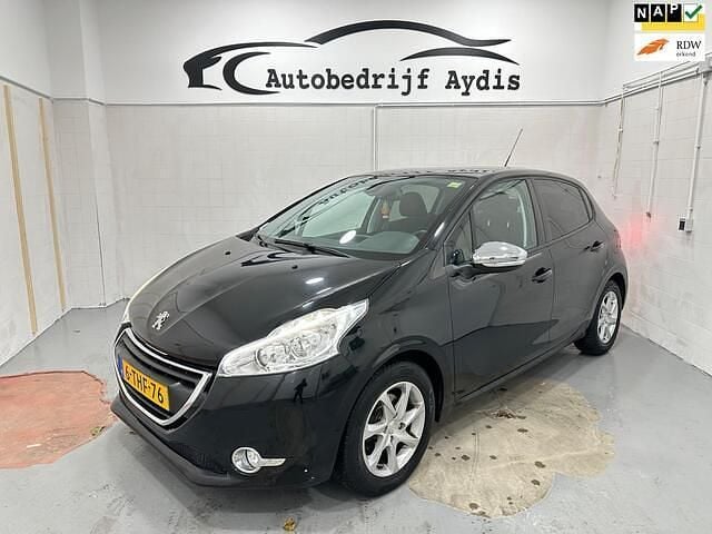 Zwart Gebruikt 2014 Peugeot 208 Hatchback | € 4.999 (Goede deal) - Afbeelding 1/4