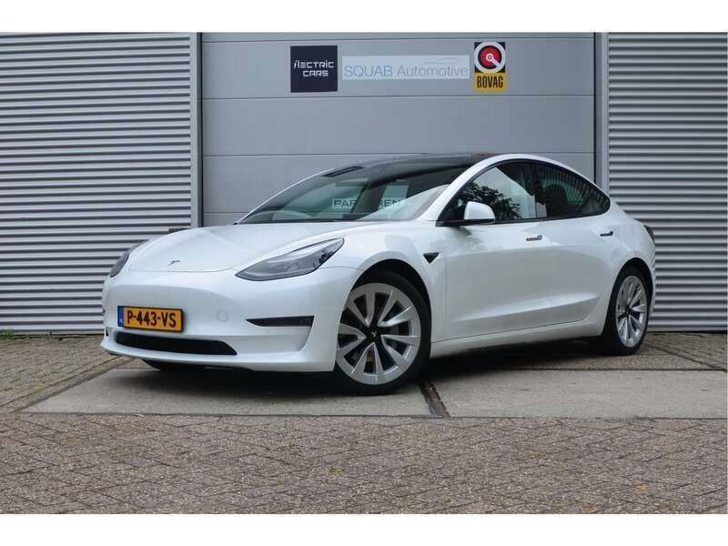 Wit Gebruikt 2021 Tesla Model 3 Long Range Sedan | € 34.999 - Afbeelding 1/4