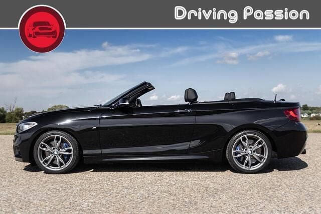 Zwart Gebruikt 2017 BMW M240 M Sport Cabriolet | € 33.950 (Eerlijke prijs) - Afbeelding 1/4