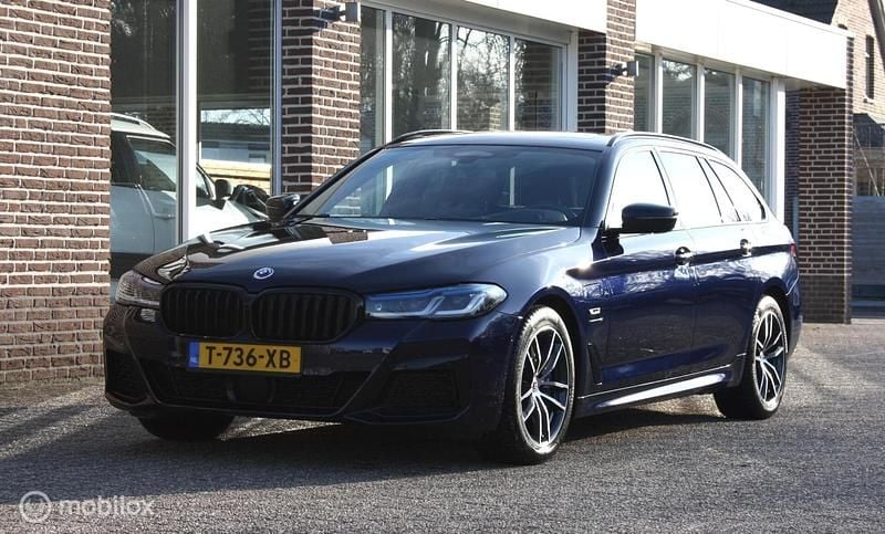 Occasion BMW 530e M Sport 184 PK (135 kW) 2024 Blauw Stationwagen