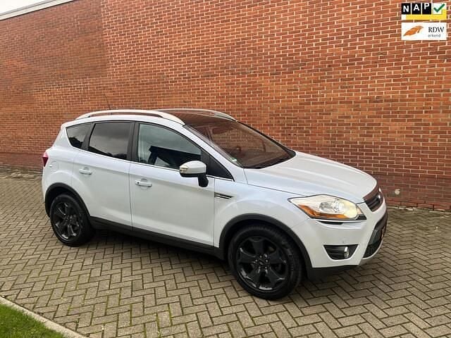 Wit Gebruikt 2009 Ford Kuga Titanium SUV | € 9.950 (Eerlijke prijs) - Afbeelding 1/4
