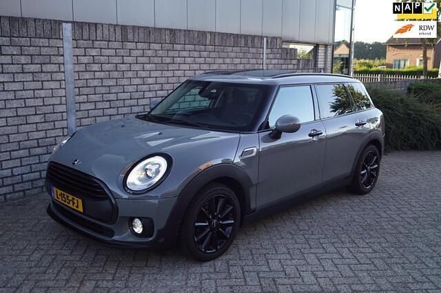 Grijs Gebruikt 2018 Mini One Clubman Business Stationwagen | € 16.350 (Eerlijke prijs) - Afbeelding 1/4