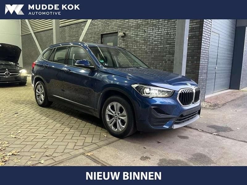 Blauw Gebruikt 2021 BMW X1 SUV | € 26.600 (Goede deal) - Afbeelding 1/4