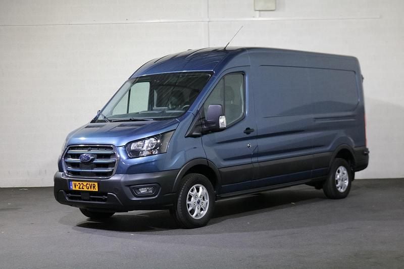 Blauw Gebruikt 2024 Ford E-Transit Trend Van | € 33.950 (Goede deal) - Afbeelding 1/4