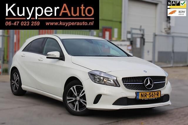 Wit Gebruikt 2017 Mercedes A160 Hatchback | € 12.350 (Eerlijke prijs) - Afbeelding 1/4