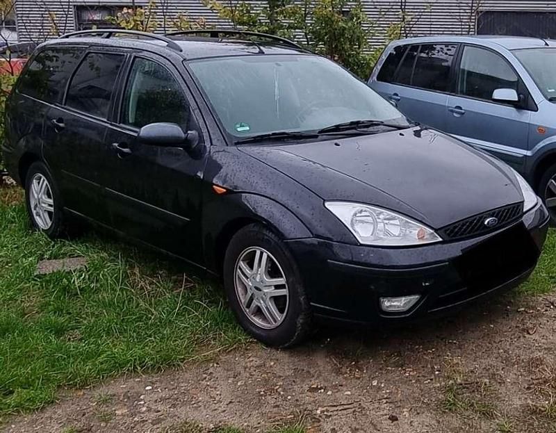 Gebruikt 2004 Ford Focus Trend Stationwagen | € 350 (Super prijs) - Afbeelding 1/4