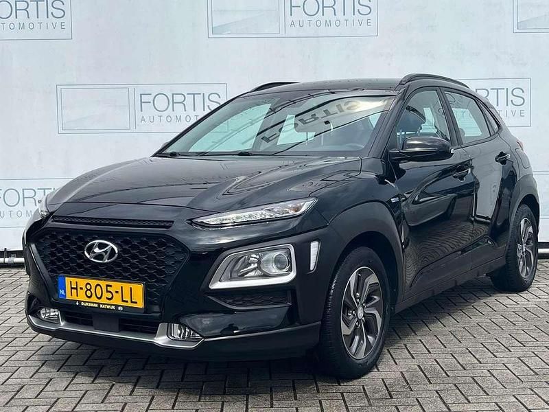 Zwart, metallic lak Gebruikt 2020 Hyundai Kona Comfort SUV | € 18.900 (Goede deal) - Afbeelding 1/4