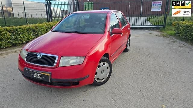 Occasion Skoda Fabia Comfort 75 PK (55 kW) 2002 Rood Hatchback