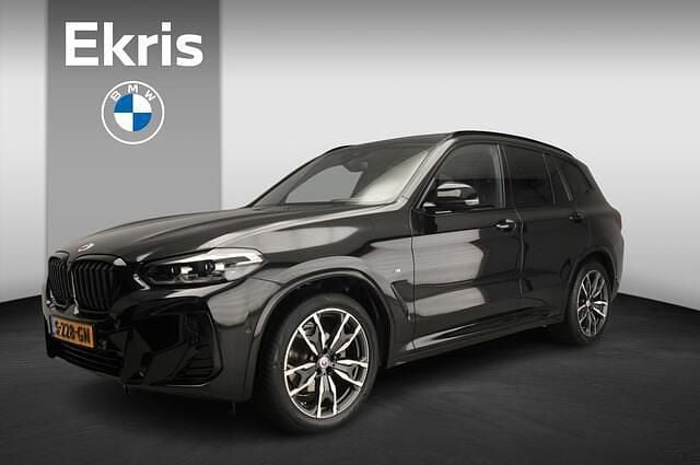 Zwart Gebruikt 2023 BMW X3 Comfort Edition SUV | € 52.900 (Eerlijke prijs) - Afbeelding 1/4