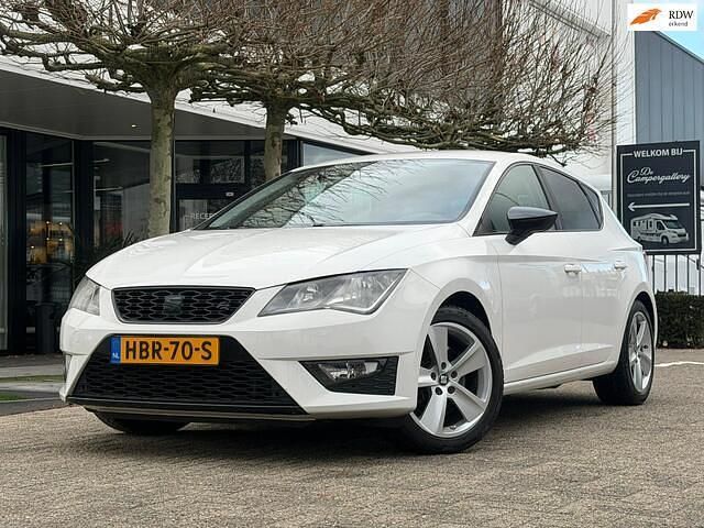Occasion Seat Leon FR 180 PK (132 kW) 2014 Zwart Hatchback