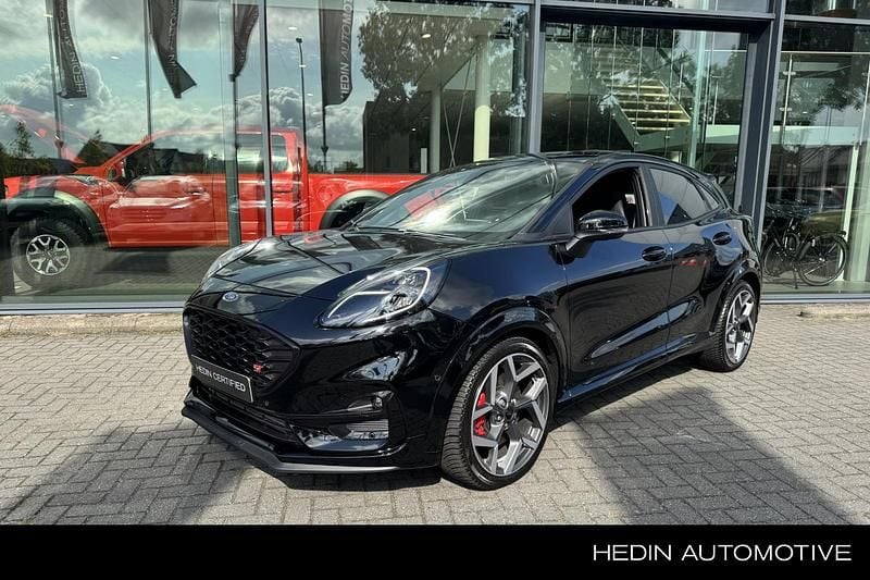 Zwart Gebruikt 2023 Ford Puma Gen-E Performance Edition SUV | € 31.945 (Eerlijke prijs) - Afbeelding 1/4