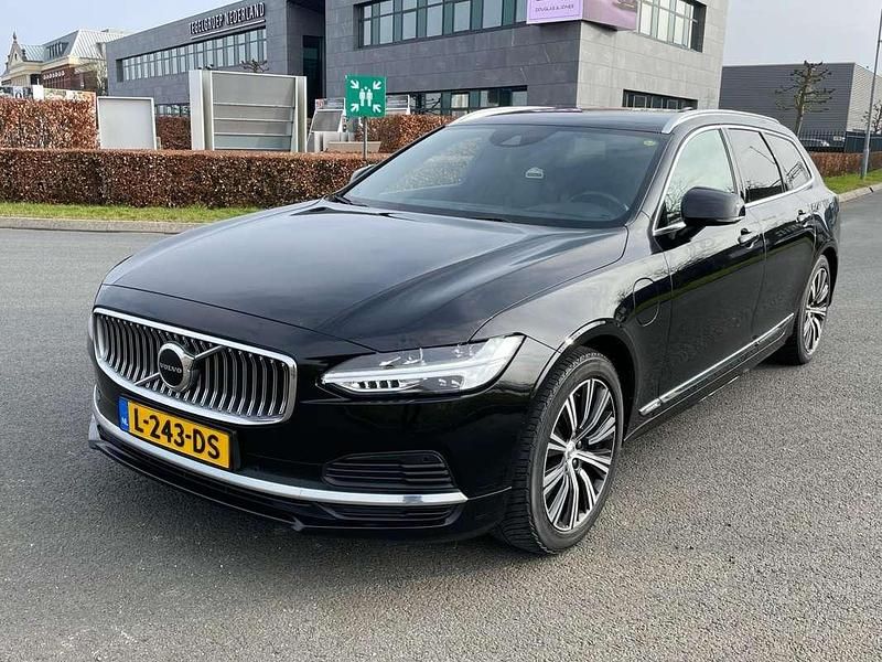 Occasion Volvo V90 Business Edition 253 PK (186 kW) 2021 Zwart, metallic lak Stationwagen