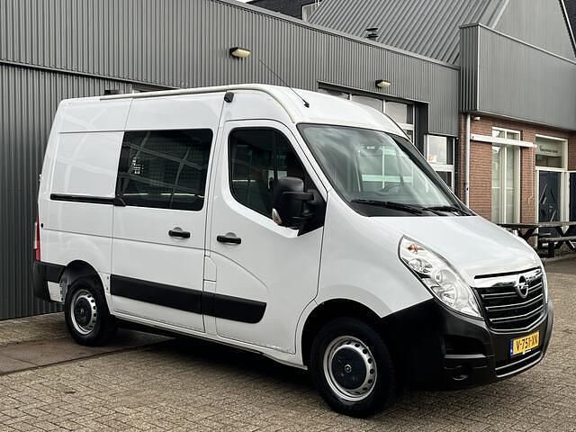 Wit Gebruikt 2019 Opel Movano Van | € 13.950 (Eerlijke prijs) - Afbeelding 1/4