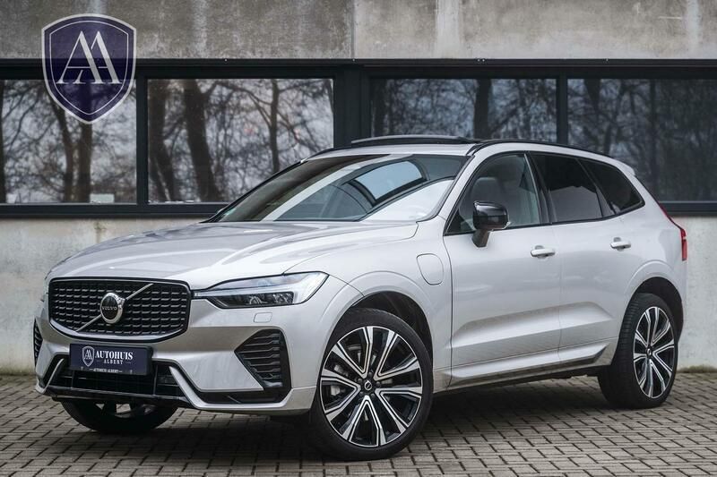 Zilver Gebruikt 2021 Volvo XC60 R-Design SUV | € 44.950 (Eerlijke prijs) - Afbeelding 1/4