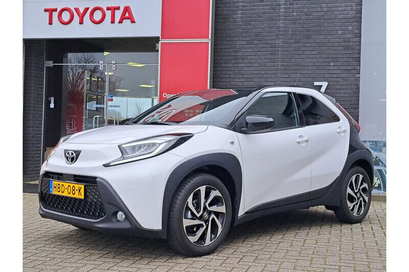 Gebruikt 2025 Toyota Aygo Pulse Hatchback | € 22.289 (Iets duurder) - Afbeelding 1/1
