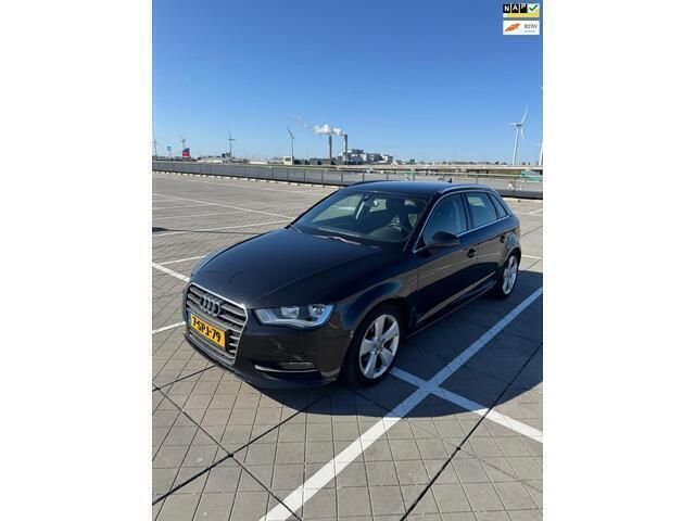 Zwart Gebruikt 2013 Audi A3 Sportback Ambition Hatchback | € 8.250 (Duur) - Afbeelding 1/4