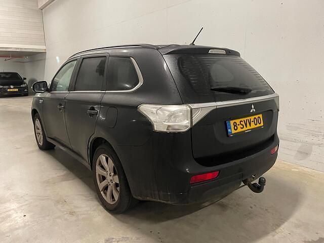 Occasion Mitsubishi Outlander Intense+ 121 PK (88 kW) 2013 Zwart SUV
