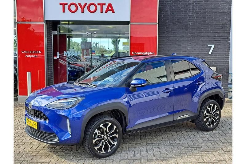 Blauw Occasion 2024 Toyota Yaris Cross Edition SUV | € 28.499 (Eerlijke prijs) - Afbeelding 1/1