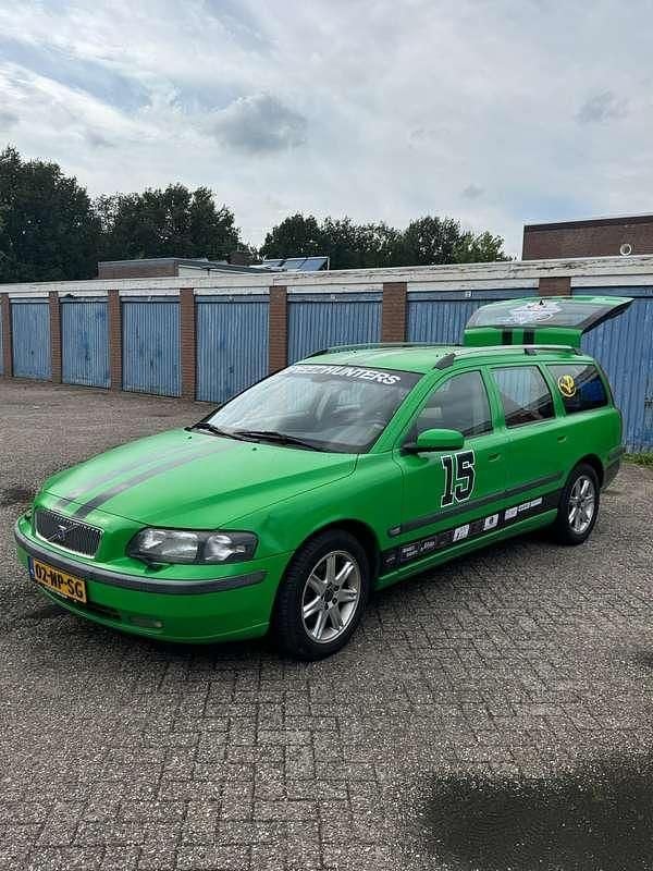 Groen Gebruikt 2004 Volvo V70 Comfort Stationwagen | € 999 (Super prijs) - Afbeelding 1/4