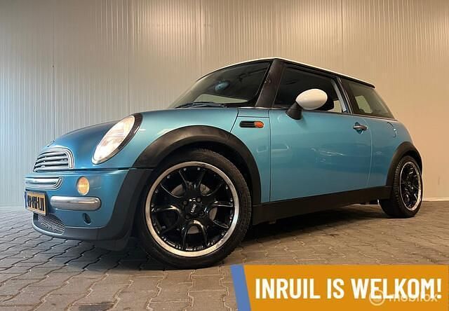 Blauw Gebruikt 2004 Mini Cooper Hatchback | € 1.950 (Eerlijke prijs) - Afbeelding 1/4