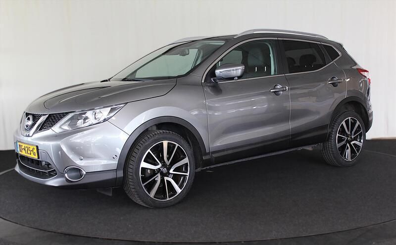 Grijs Gebruikt 2016 Nissan Qashqai Tekna SUV | € 15.950 (Eerlijke prijs) - Afbeelding 1/4