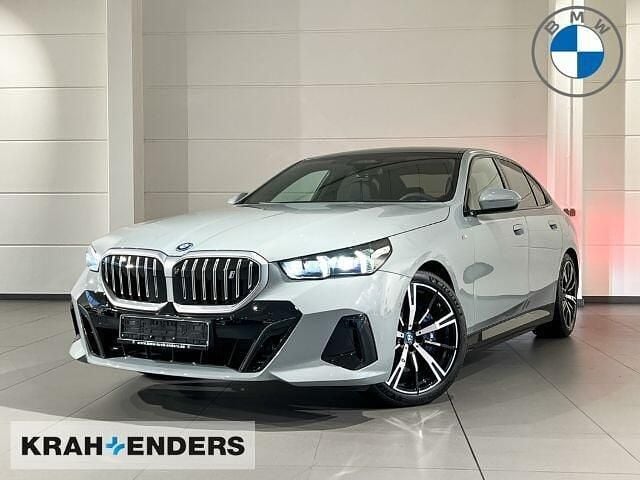 Grijs Gebruikt 2024 BMW i5 Sedan | € 78.159 - Afbeelding 1/4