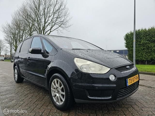 Zwart Gebruikt 2007 Ford S-MAX Titanium MPV | € 1.799 (Eerlijke prijs) - Afbeelding 1/4
