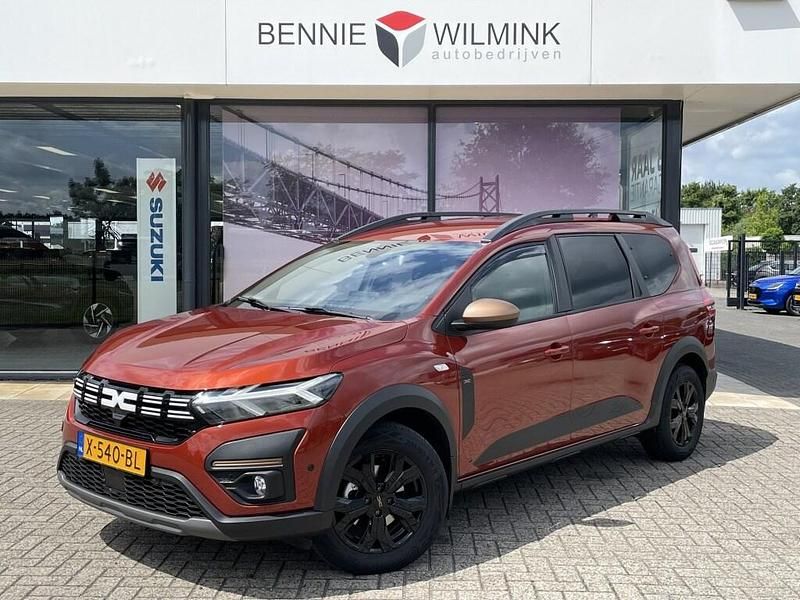 Bruin Gebruikt 2023 Dacia Jogger Extreme MPV | € 25.890 (Eerlijke prijs) - Afbeelding 1/4