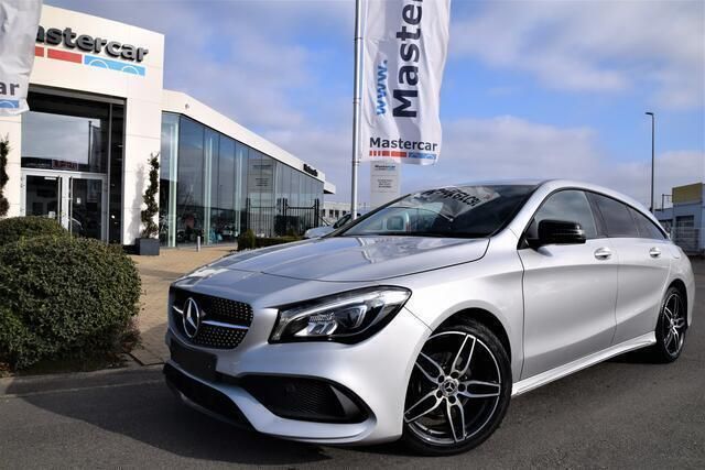 Grijs Gebruikt 2017 Mercedes CLA200 AMG Stationwagen | € 15.850 (Iets duurder) - Afbeelding 1/4