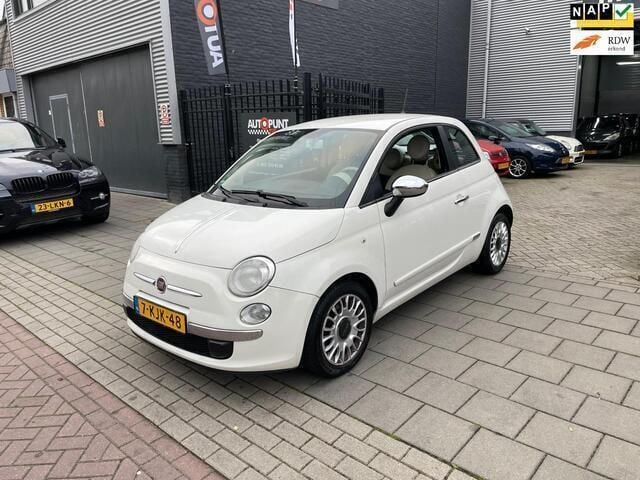 Wit Gebruikt 2013 Fiat 500 Easy Hatchback | € 3.999 (Goede deal) - Afbeelding 1/4