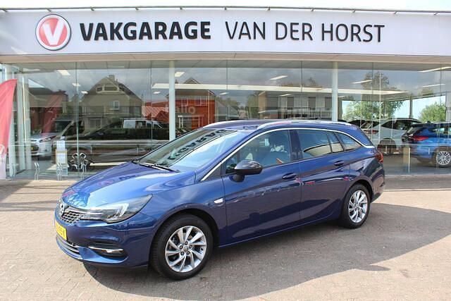 Blauw Gebruikt 2021 Opel Astra Elegance Stationwagen | € 16.880 (Iets duurder) - Afbeelding 1/4