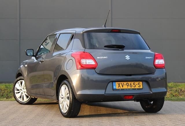 Occasion Suzuki Swift 90 PK (66 kW) 2019 Grijs (metallic) Hatchback