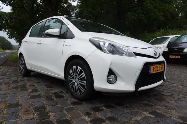 Wit Gebruikt 2012 Toyota Yaris Comfort Hatchback | € 5.950 (Goede deal) - Afbeelding 1/4