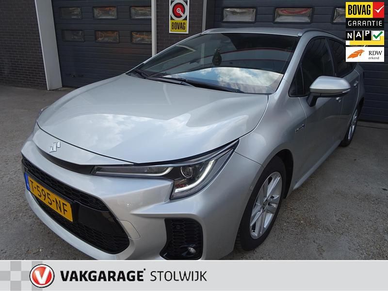 Grijs Gebruikt 2021 Suzuki Swace Stationwagen | € 21.750 (Goede deal) - Afbeelding 1/4